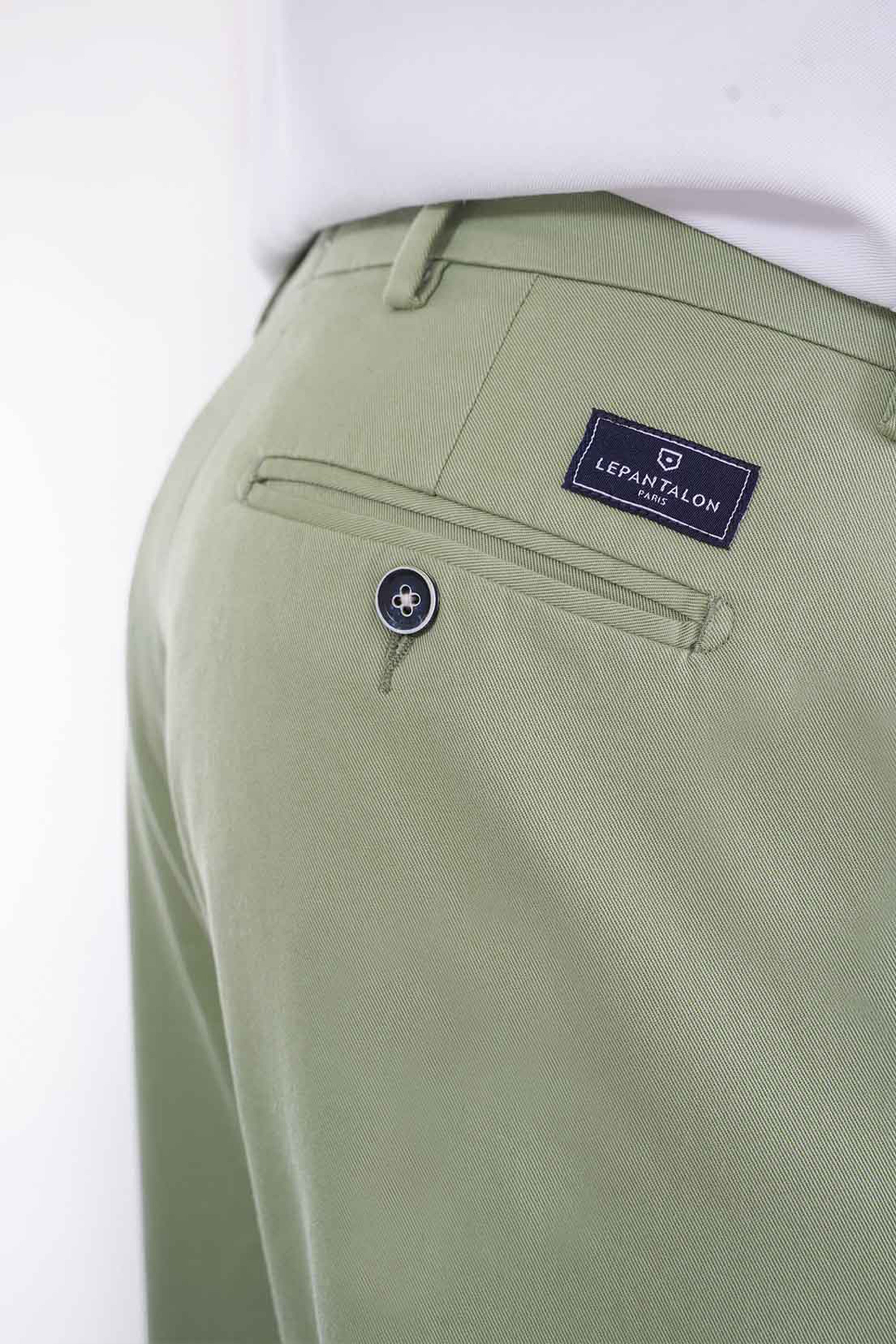 Chino vert tilleul