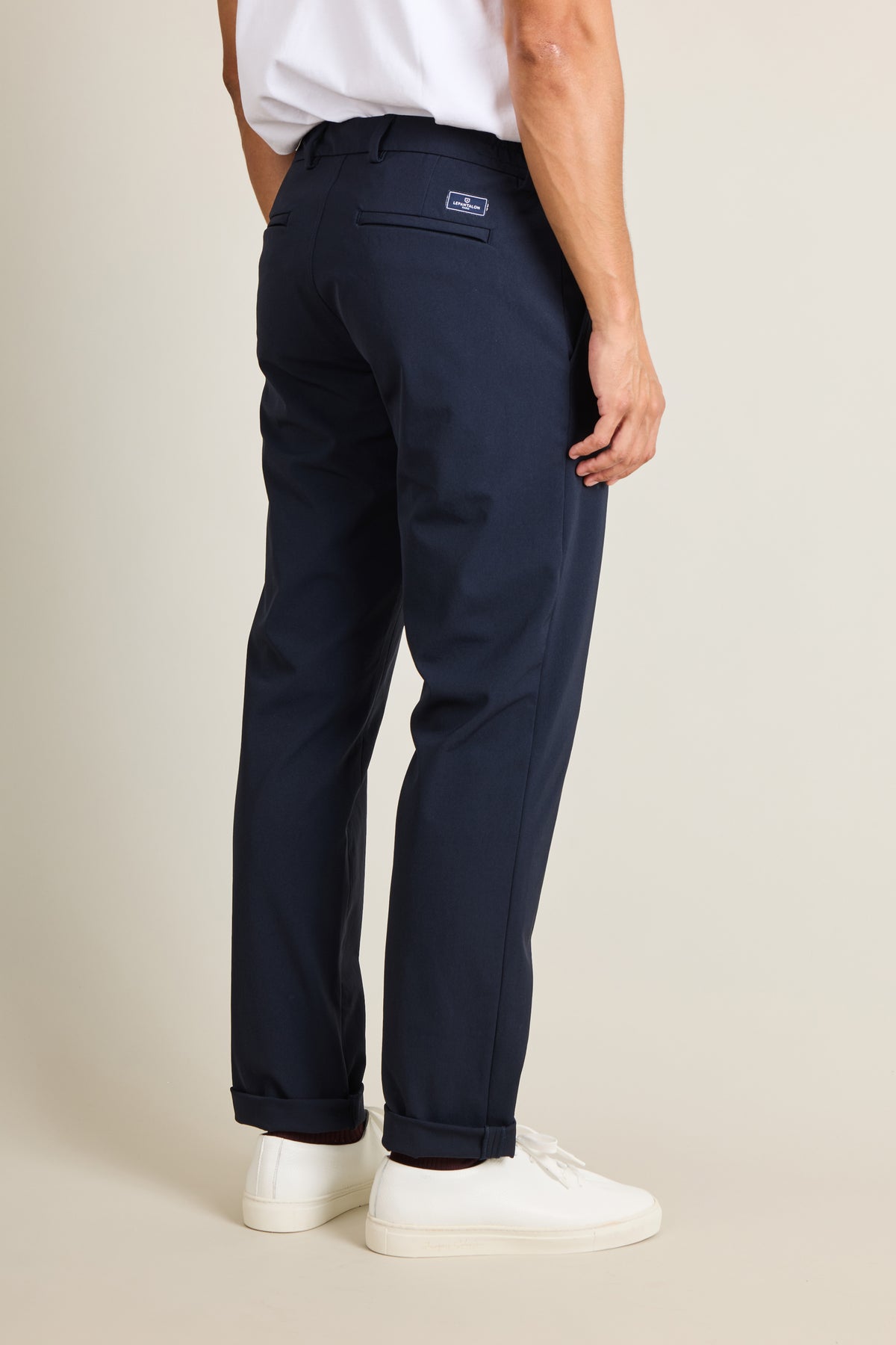 Chino technique bleu marine v2
