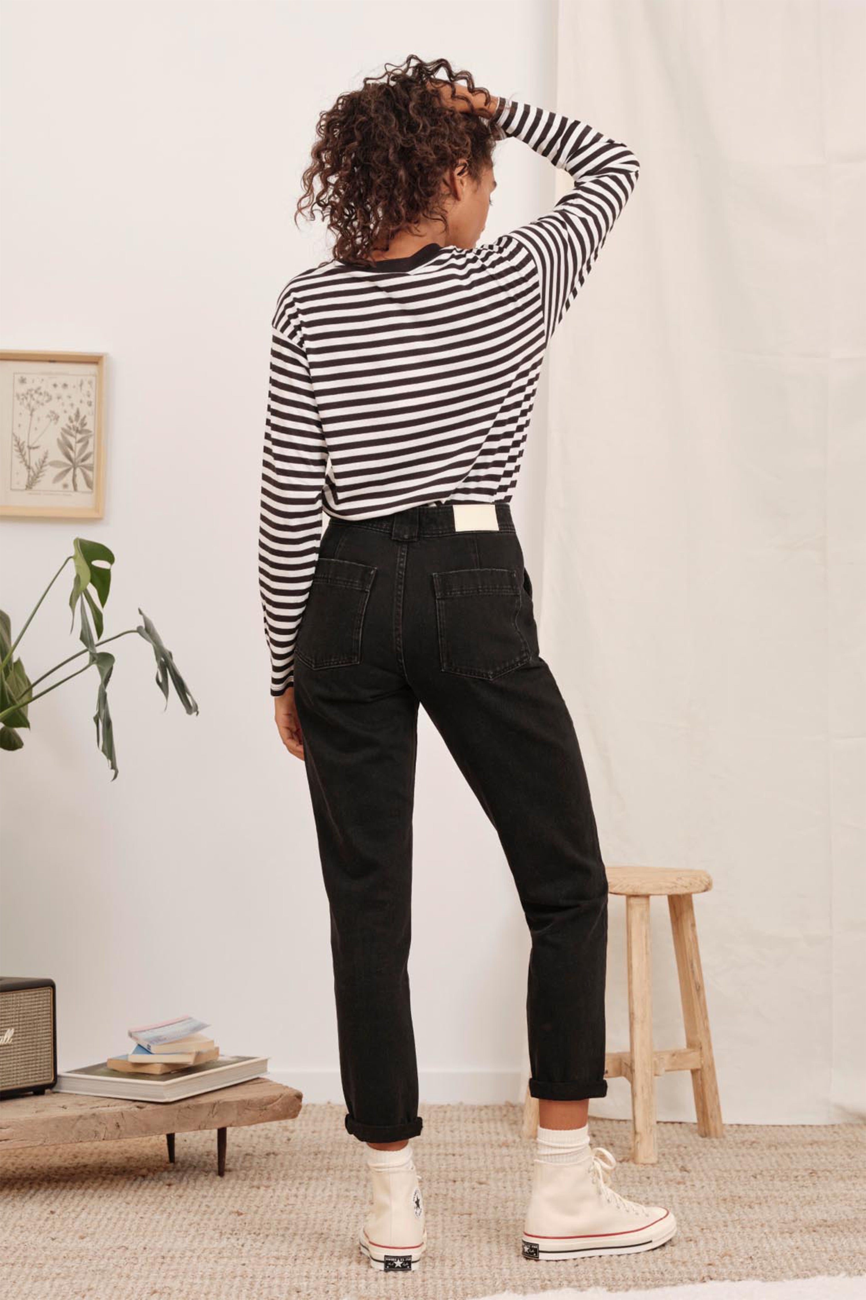 Black Carrot Jeans