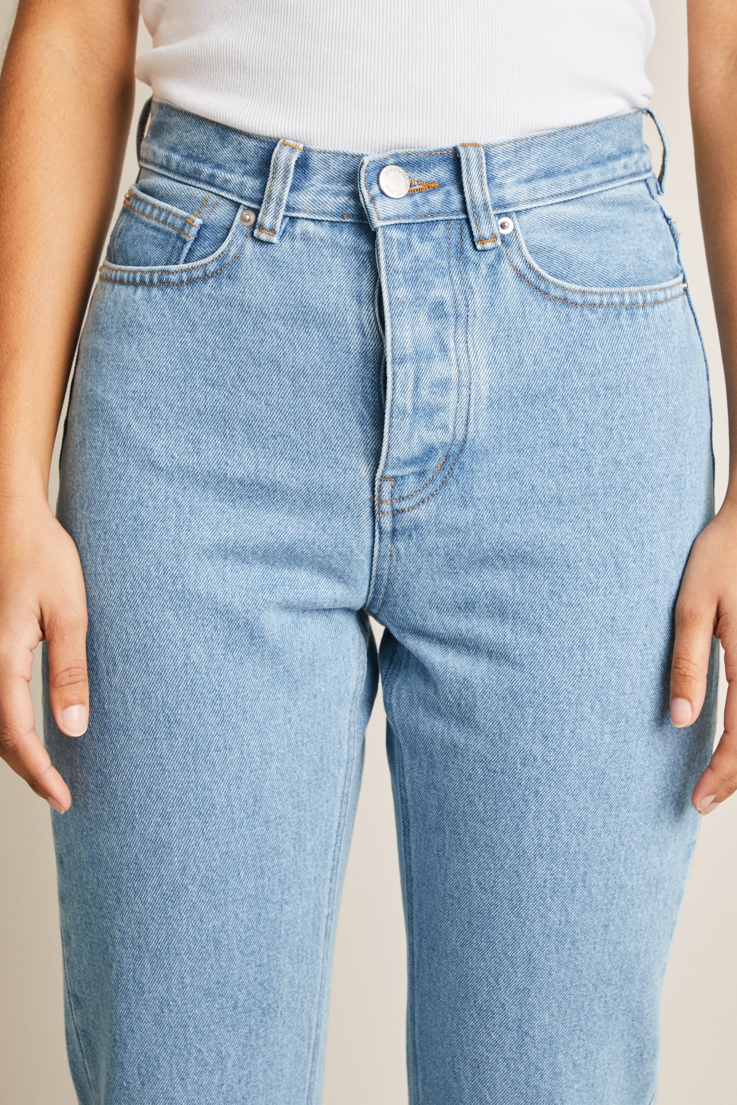 Jean droit bleached