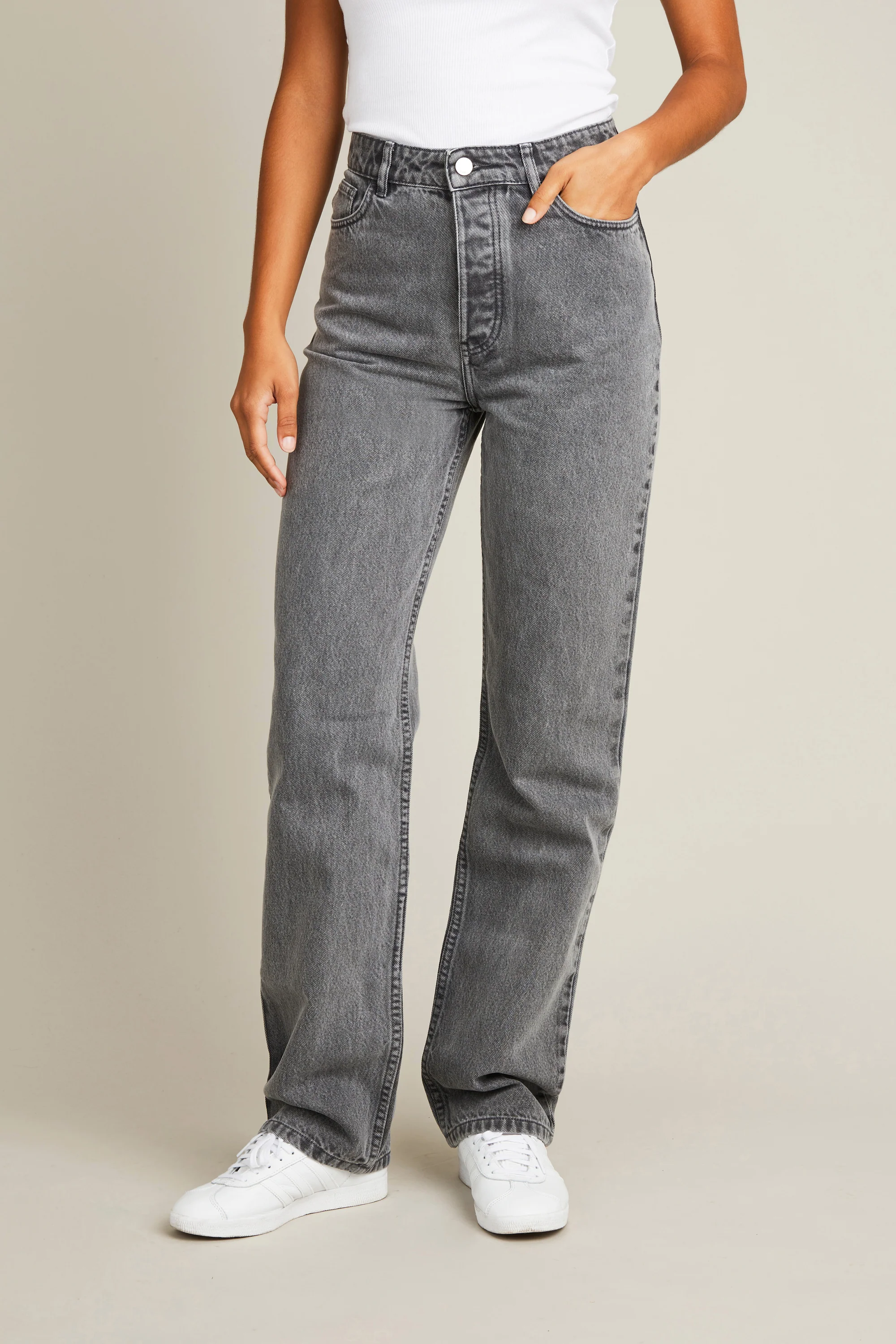 Jean regular gris