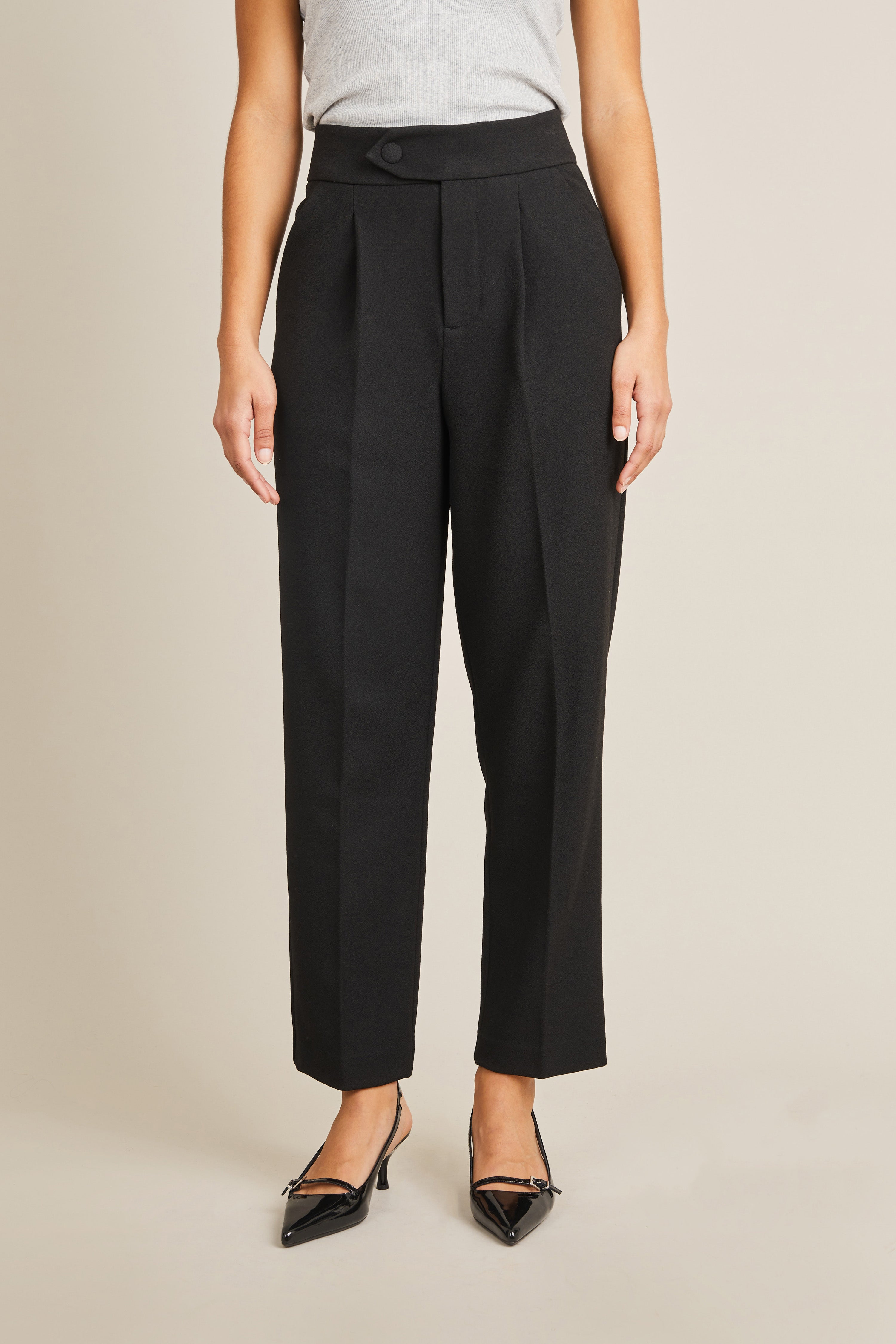 Black crêpe tailored pants