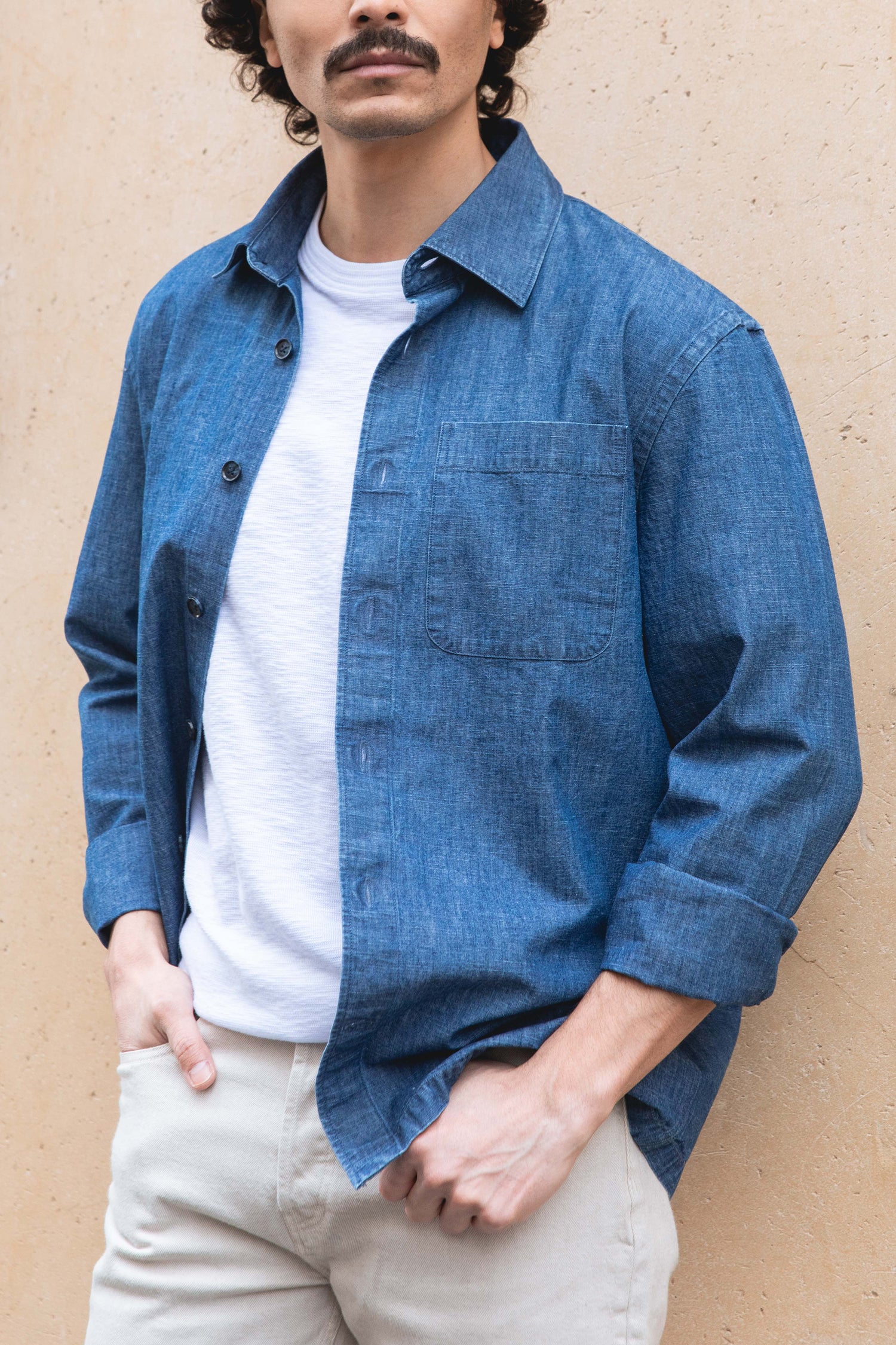 Workjacket in blue chambray