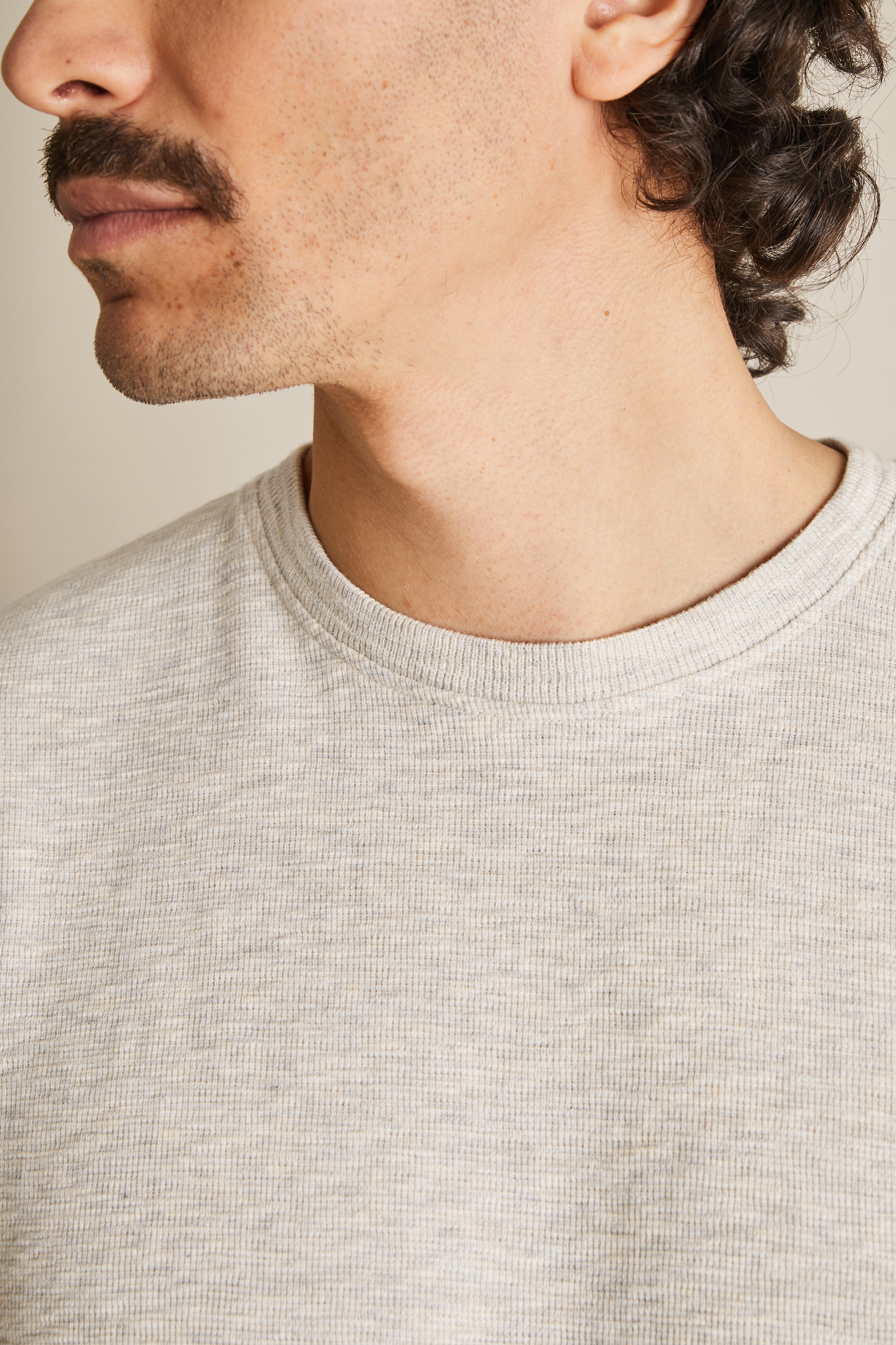 Tee-shirt texturé gris clair