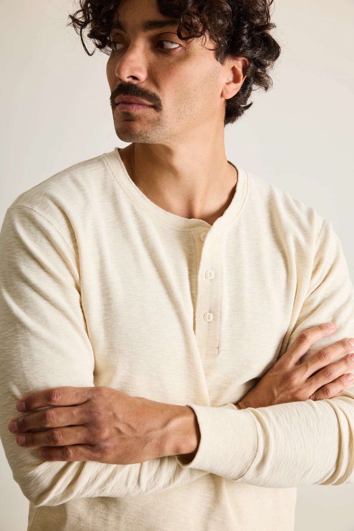 Tee-shirt henley manches longues écru