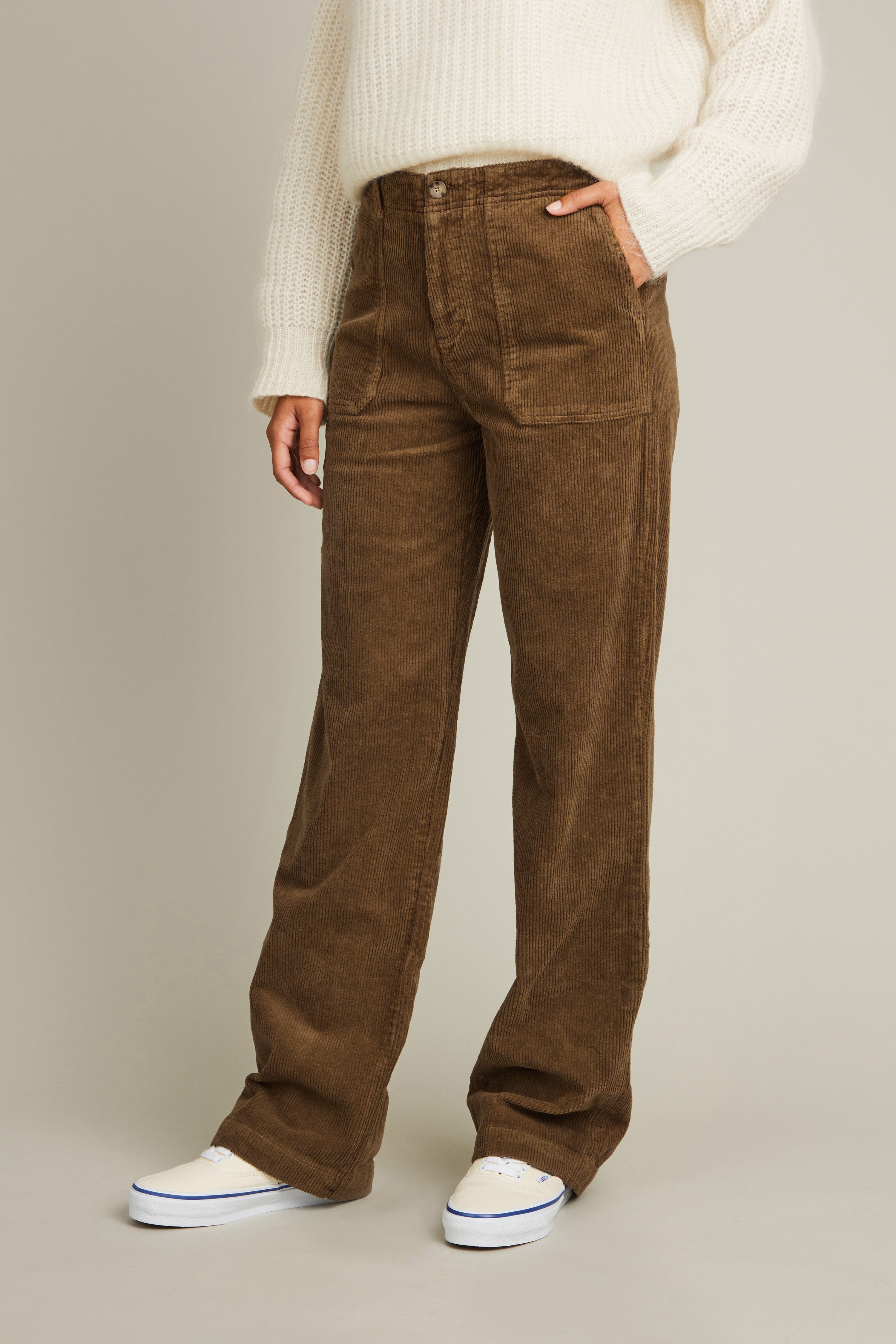 Carpenter corderoy pants in brown