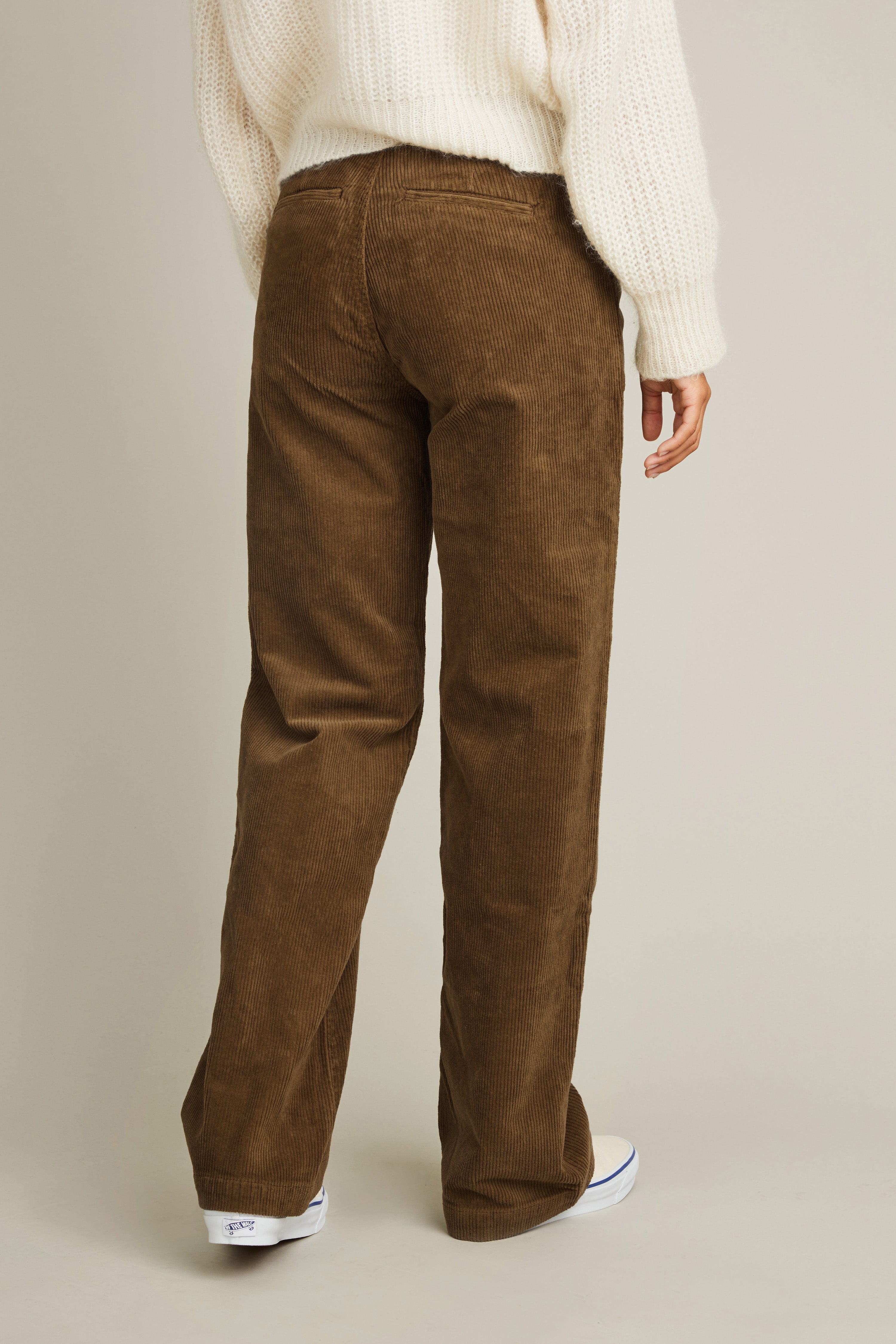 Carpenter corderoy pants in brown