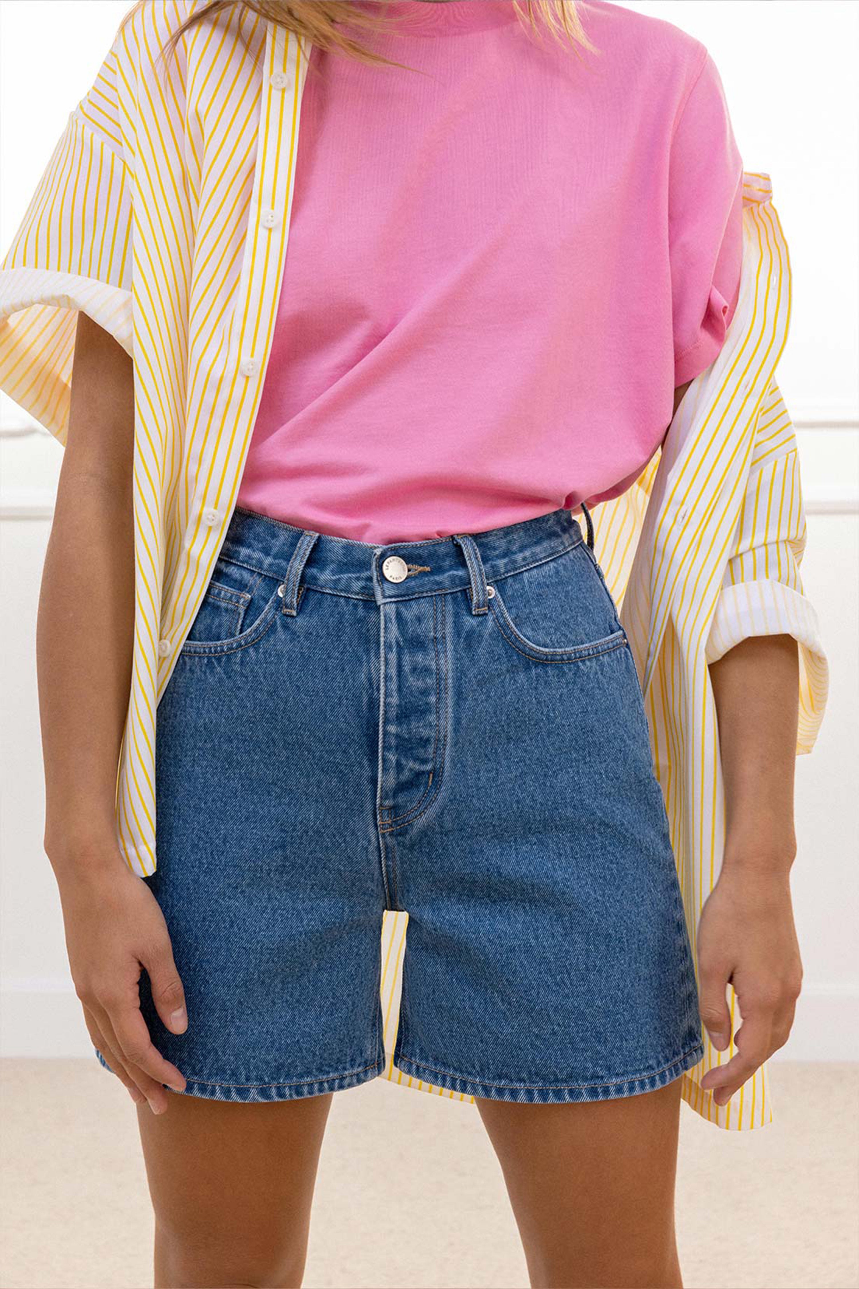 Short en jean bleu
