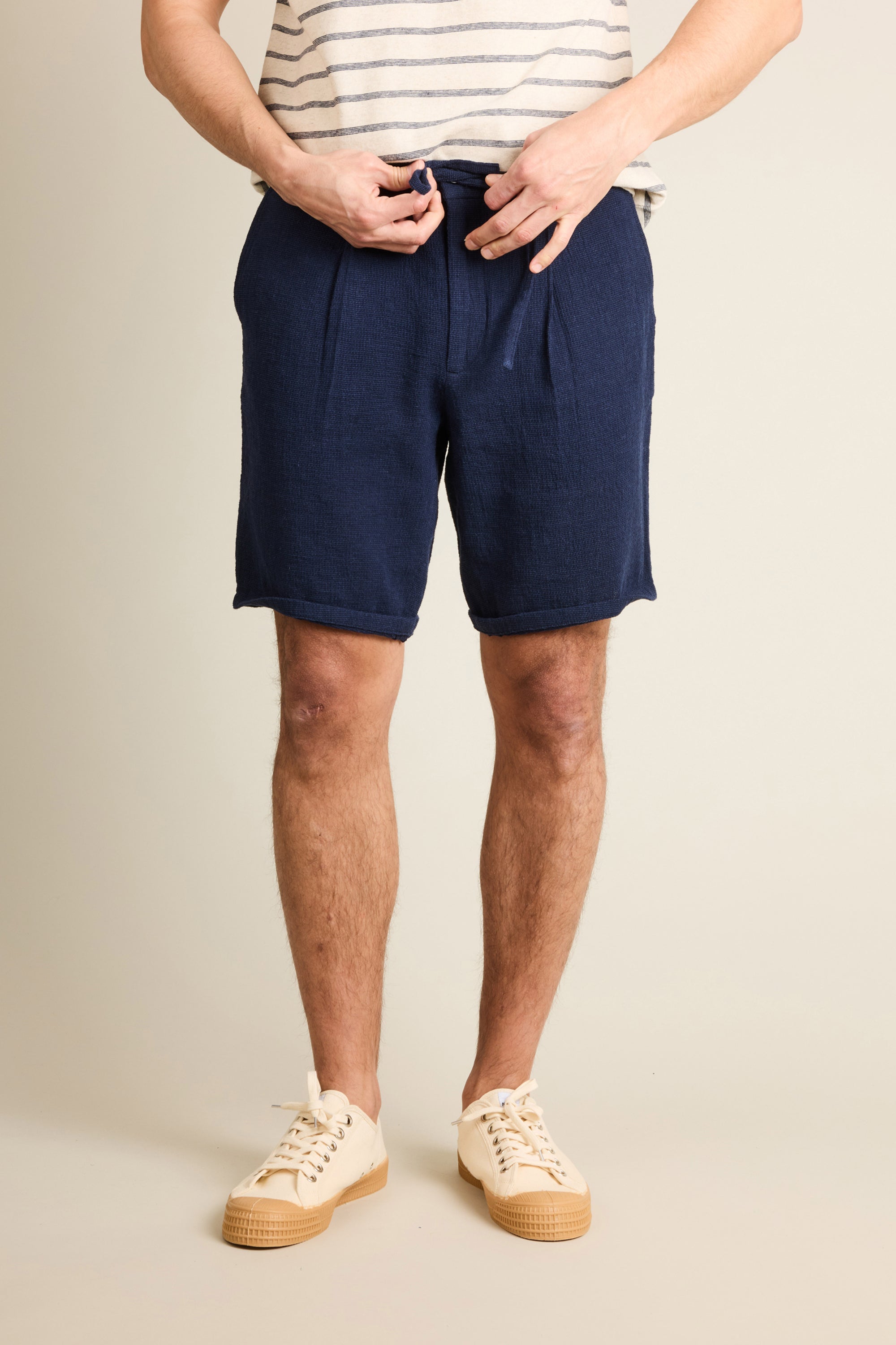 Indigo airy Bermuda shorts