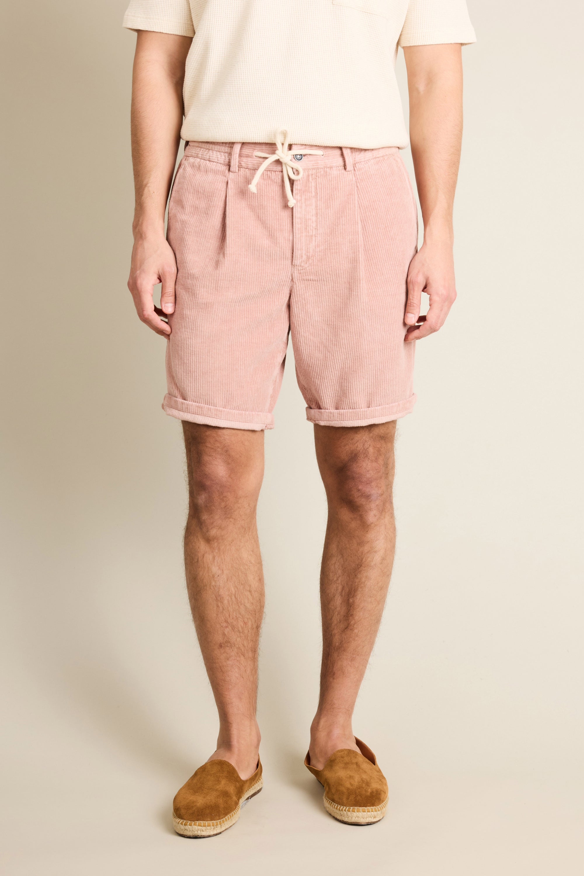 Old pink velvet Bermuda shorts