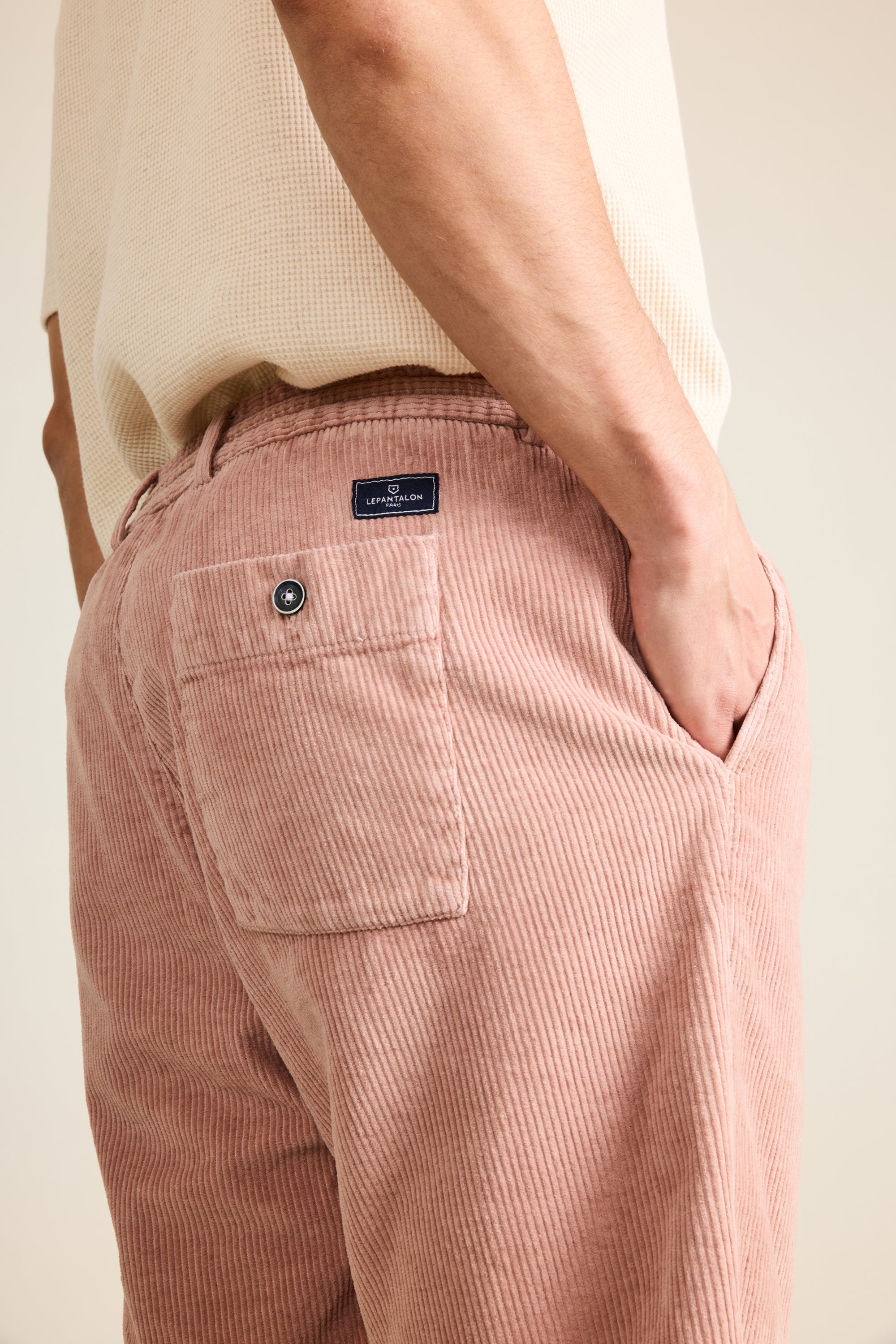 Old pink velvet Bermuda shorts