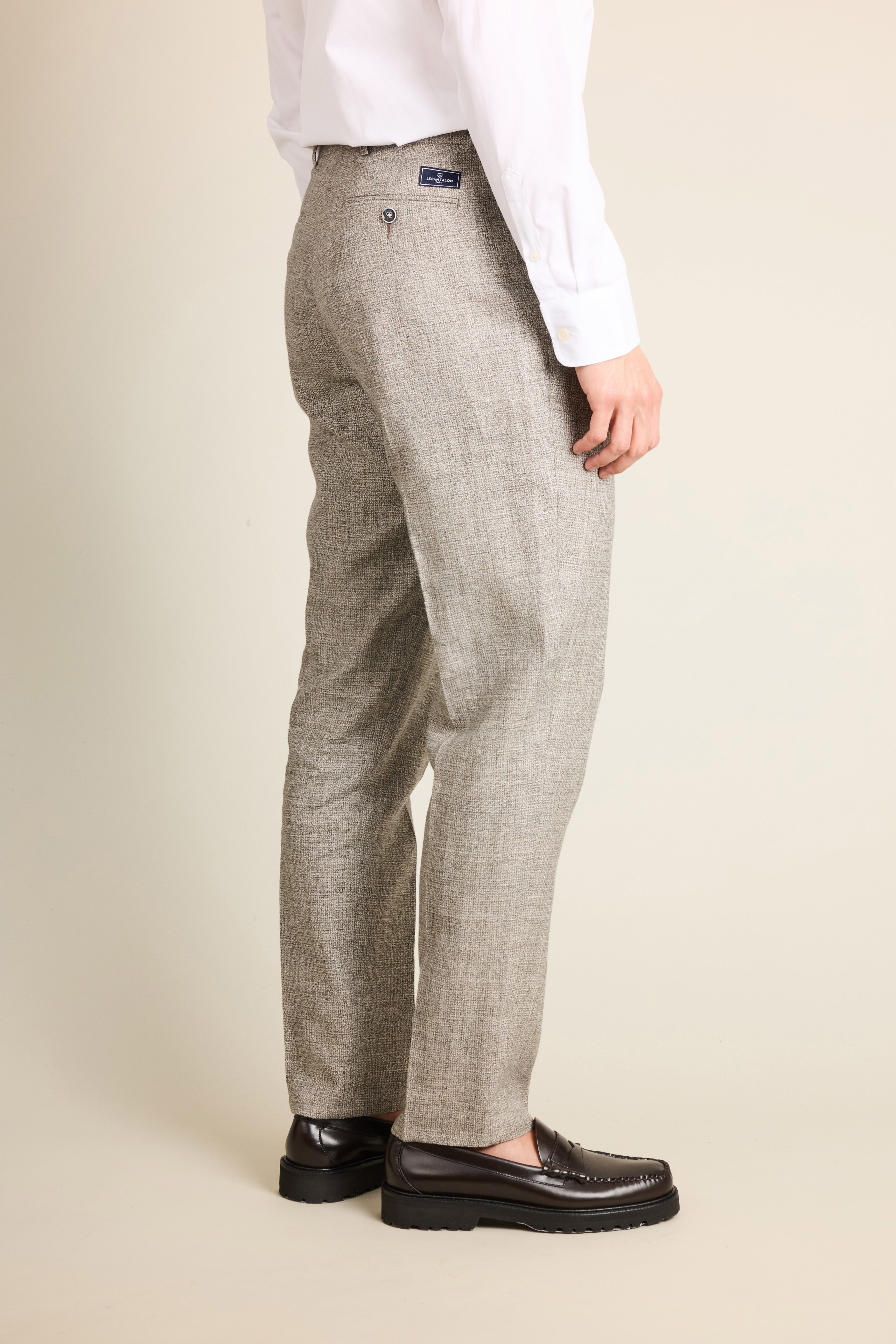 Lightweight houndstooth double-pleated trousers