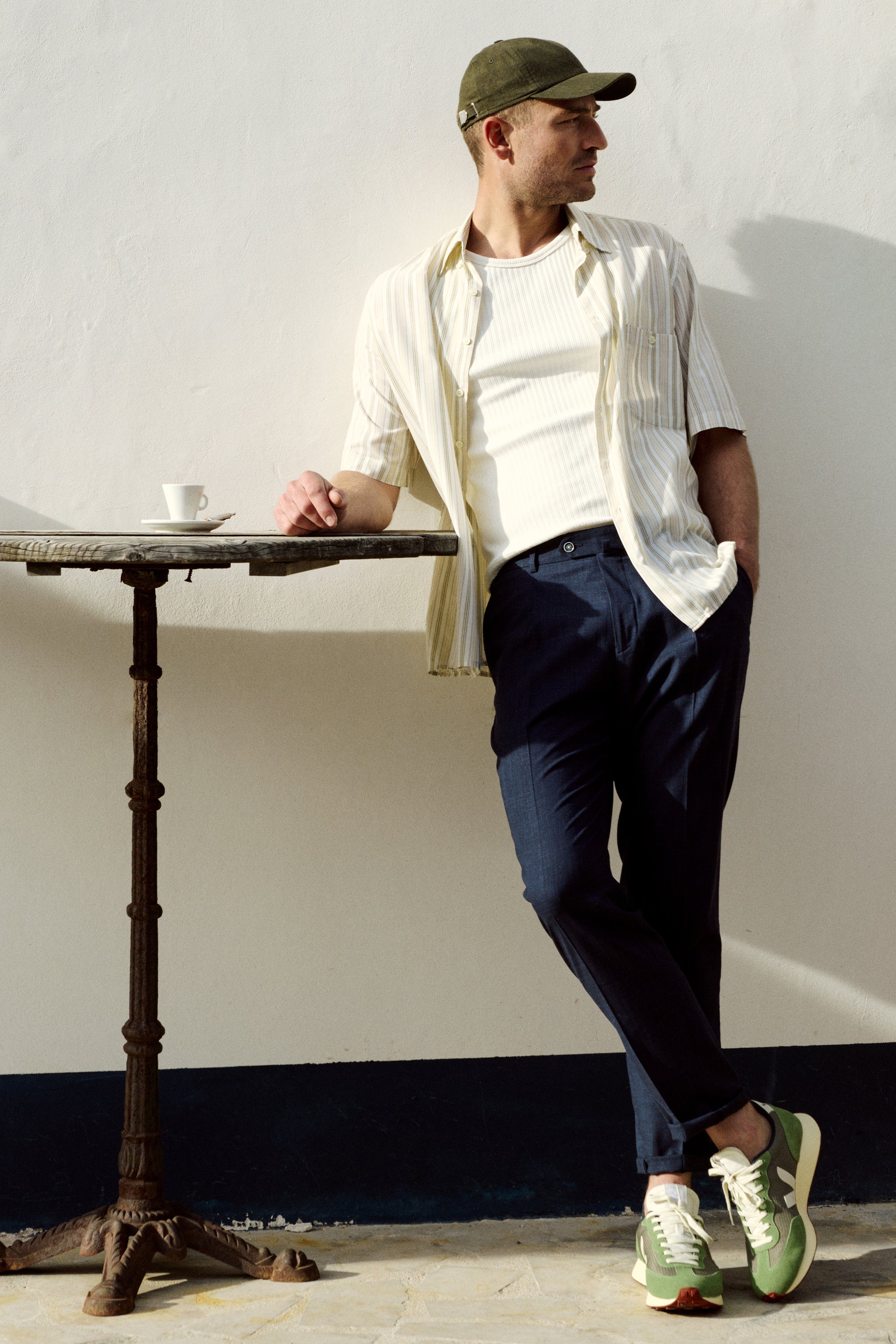 Pantalon à pinces léger bleu marine