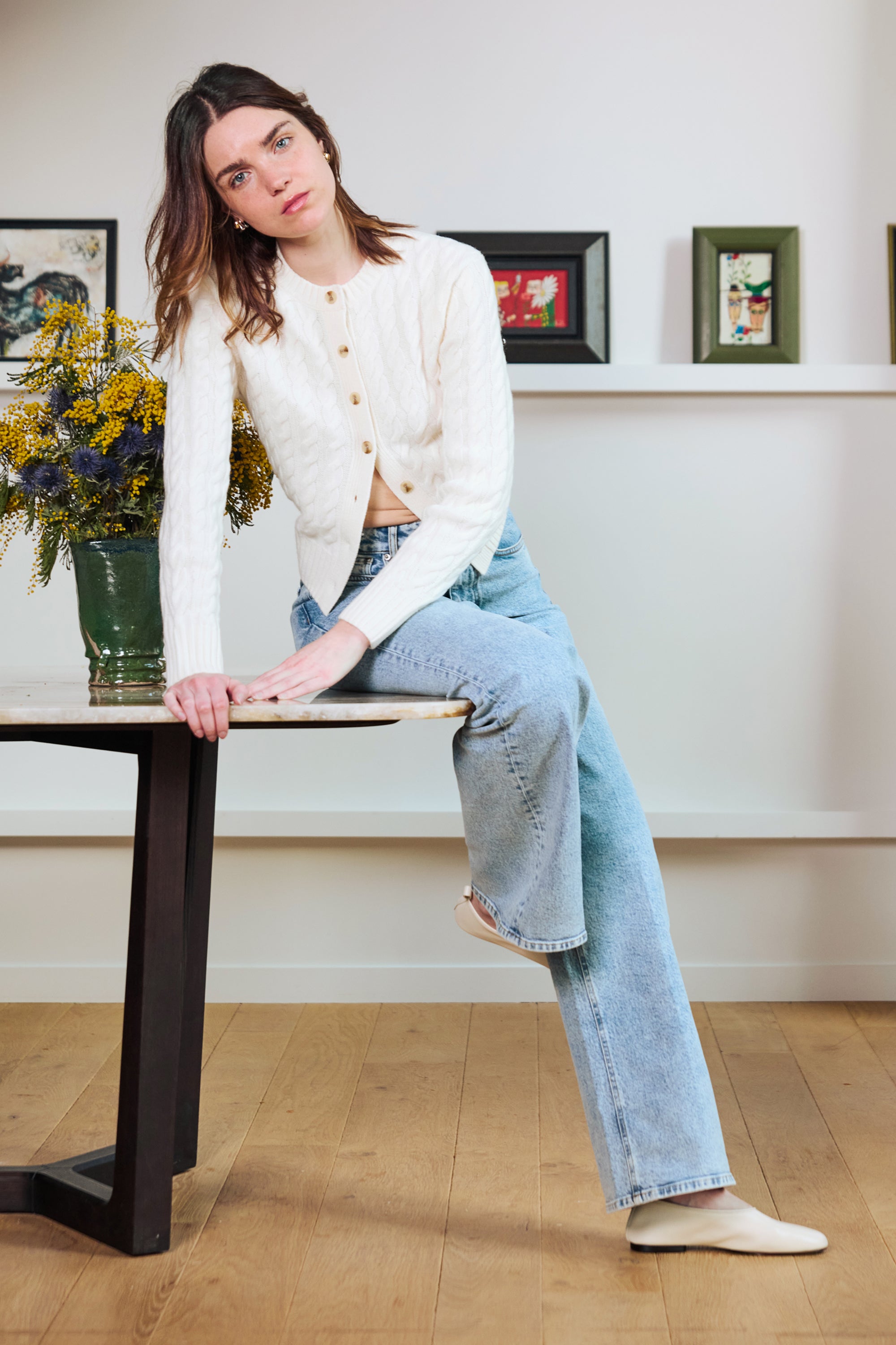 Bleached wideleg jeans
