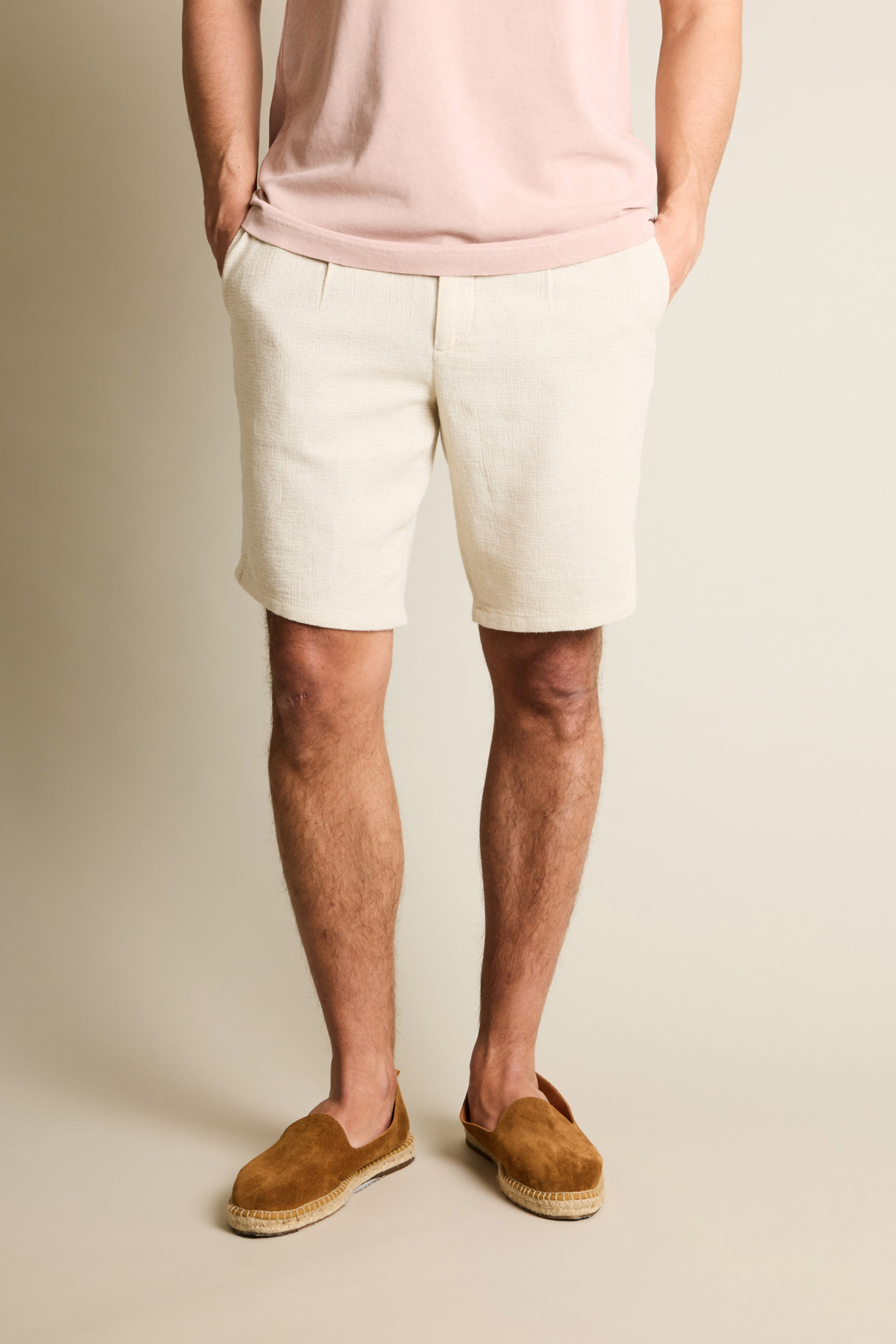 Off-white airy bermuda shorts