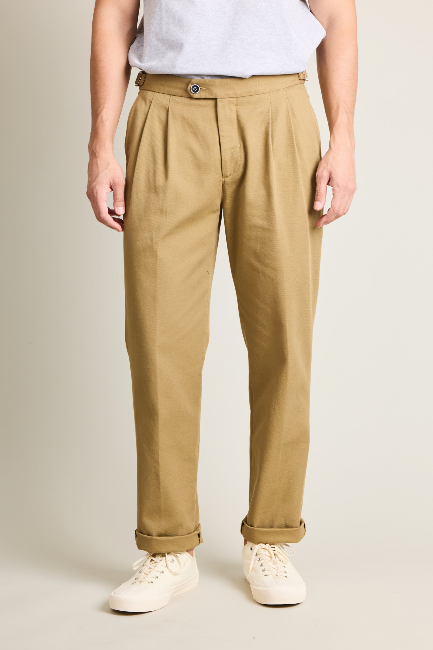 Calvary double pleat chinos Dark beige