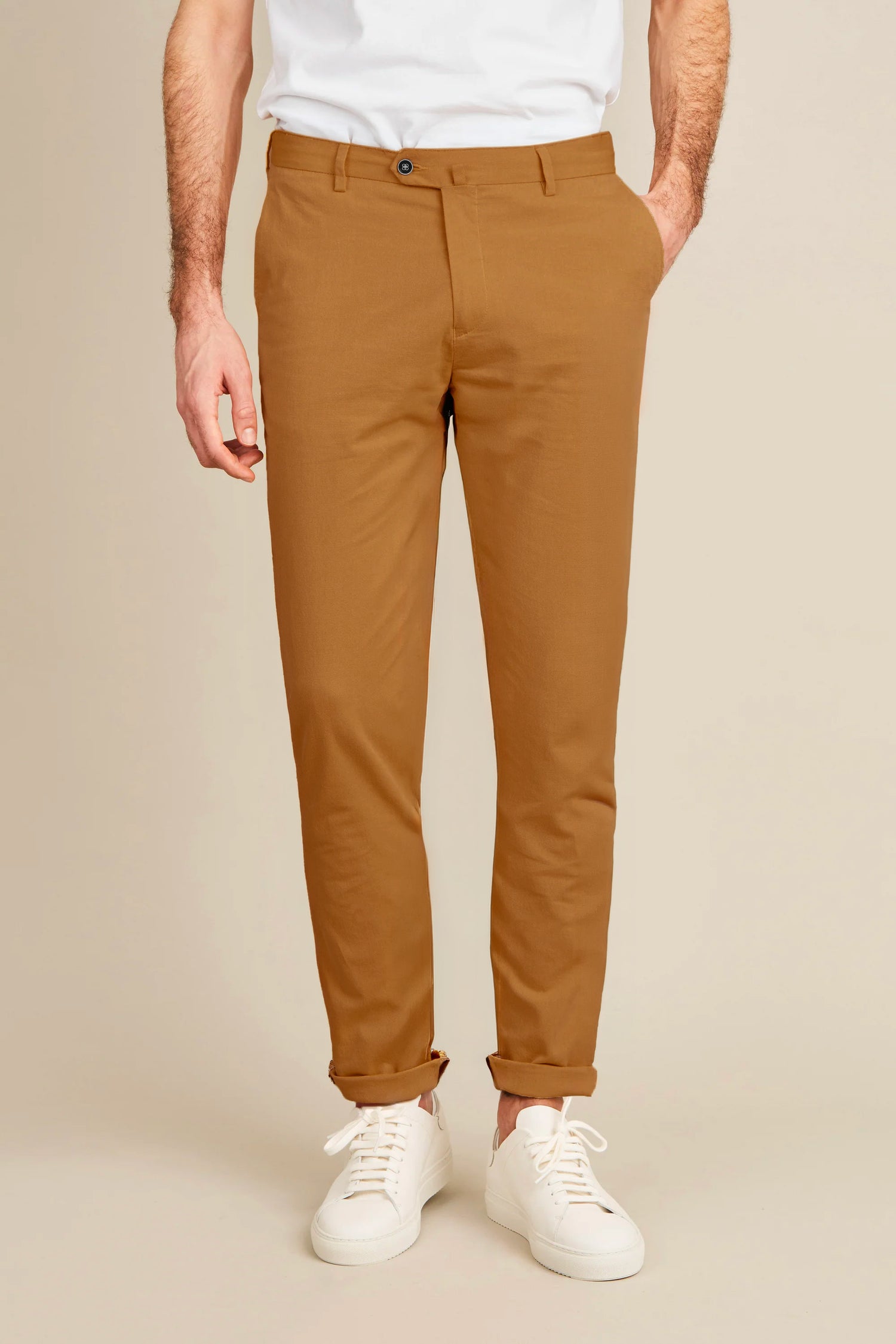 Chino aérien cognac